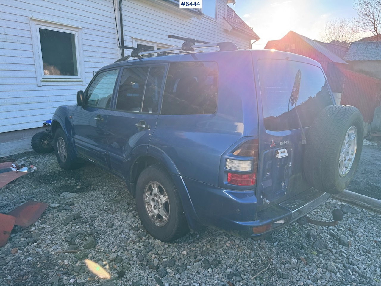 2000 Mitsubishi Pajero GLX with 7 seats - سيارة: صور 5 2000 Mitsubishi Pajero GLX with 7 seats - سيارة: صور 5