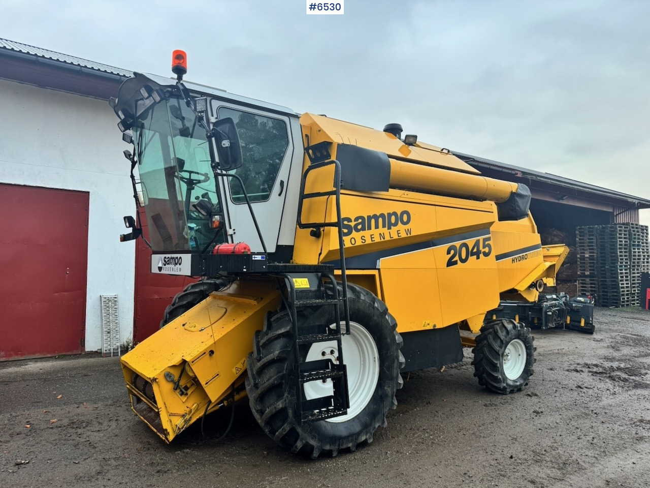 2000 Sampo Rosenlaw SR2045 Combine. 1560 hours! - حصادة شاملة: صور 2 2000 Sampo Rosenlaw SR2045 Combine. 1560 hours! - حصادة شاملة: صور 2