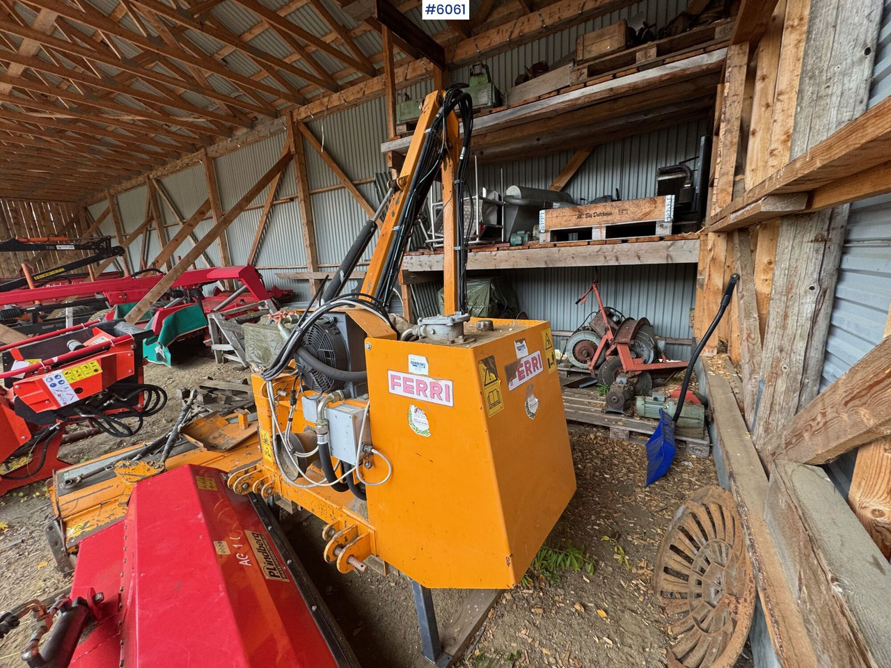 2002 Ferry pasture mower with TN120 cutting head and extra mowing unit - معدات القش: صور 4 2002 Ferry pasture mower with TN120 cutting head and extra mowing unit - معدات القش: صور 4