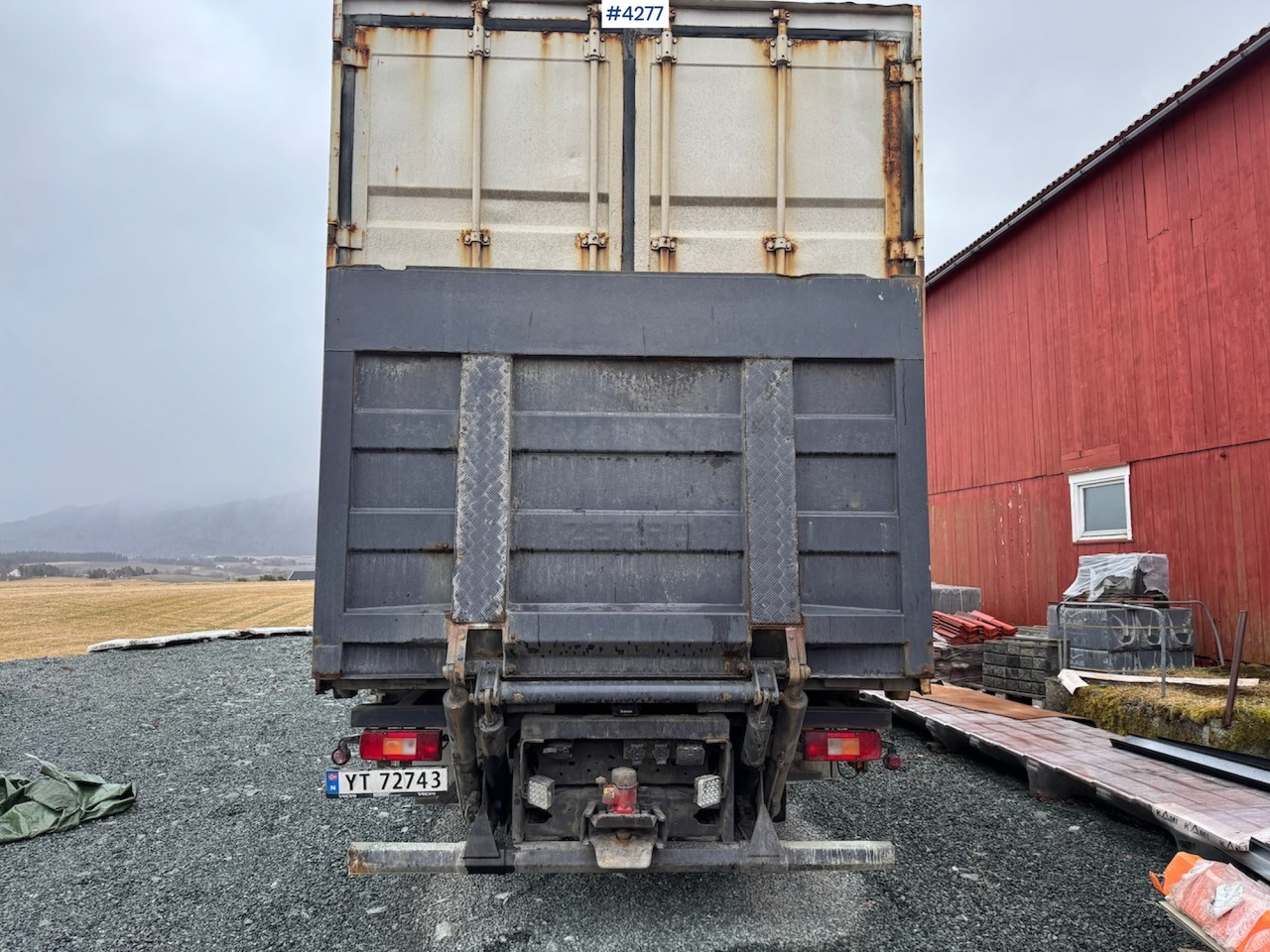 2002 Volvo FM9 Containerchassis - بصندوق مغلق شاحنة: صور 5 2002 Volvo FM9 Containerchassis - بصندوق مغلق شاحنة: صور 5