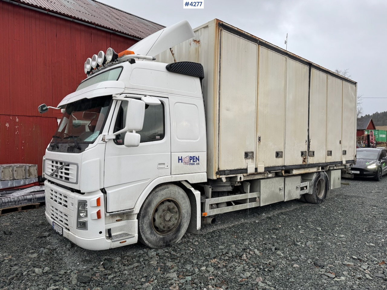 2002 Volvo FM9 Containerchassis - بصندوق مغلق شاحنة: صور 1 2002 Volvo FM9 Containerchassis - بصندوق مغلق شاحنة: صور 1
