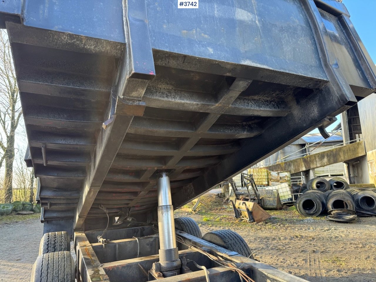 2003 Sele Weld 16 Dumper trailer. - قلابة مقطورة الزراعية: صور 4 2003 Sele Weld 16 Dumper trailer. - قلابة مقطورة الزراعية: صور 4