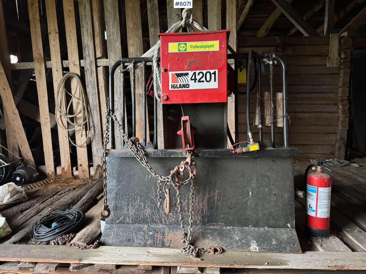 2004 Igland 4201 winch - معدات الغابات: صور 1 2004 Igland 4201 winch - معدات الغابات: صور 1