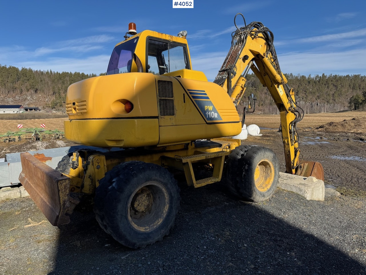 2004 Komatsu PW 110R - حفارة: صور 3 2004 Komatsu PW 110R - حفارة: صور 3