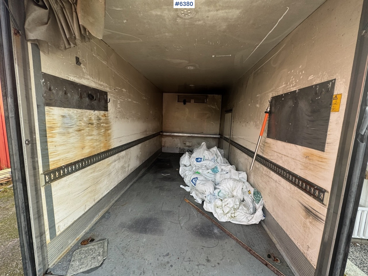 بصندوق مغلق شاحنة 2006 MAN TGL. 8.210 box truck: صور 10 بصندوق مغلق شاحنة 2006 MAN TGL. 8.210 box truck: صور 10