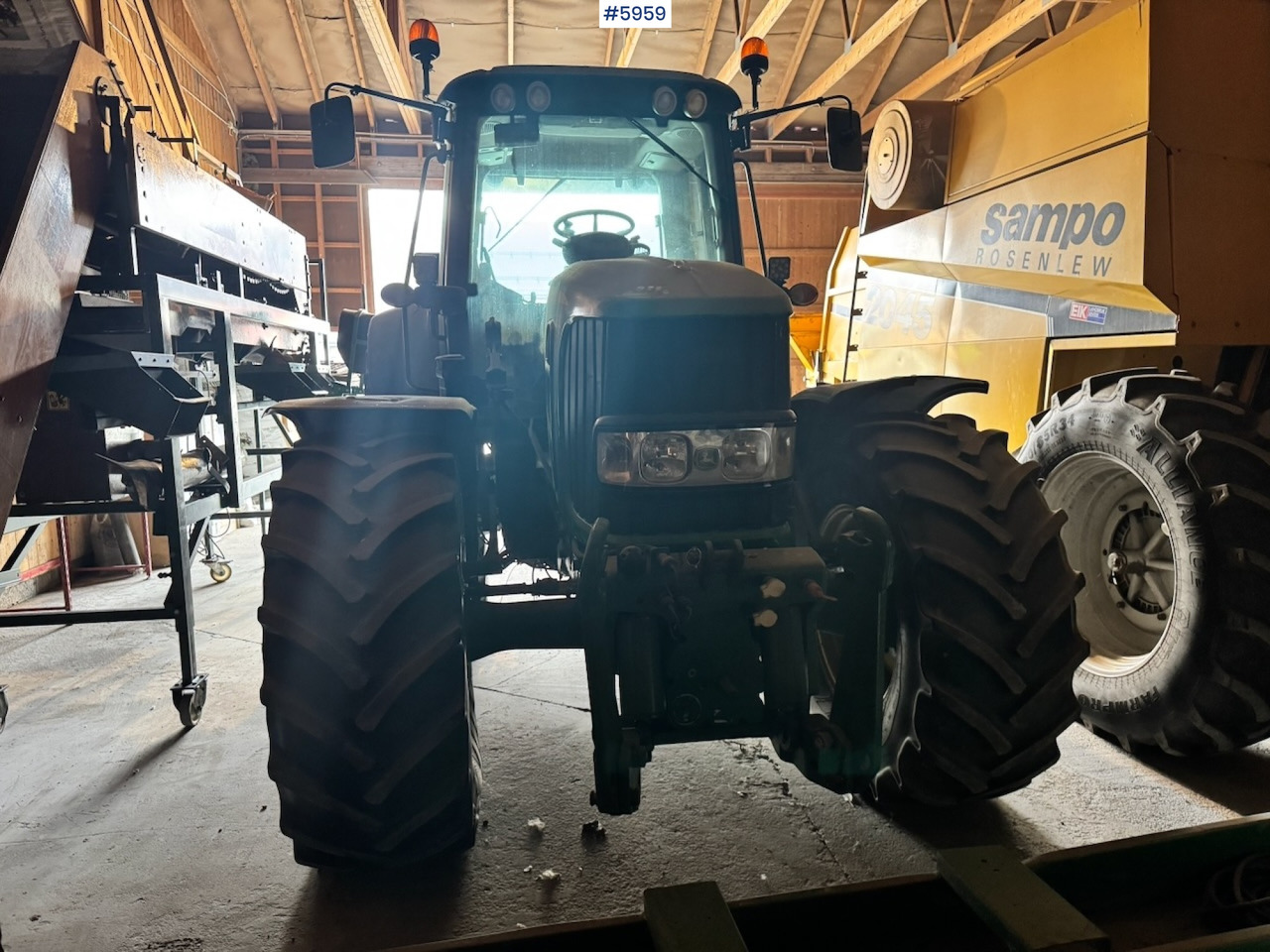 2007 John Deere 6930 w/ Front loader, hydraulics and Front PTO. Rep object. - جرار: صور 3 2007 John Deere 6930 w/ Front loader, hydraulics and Front PTO. Rep object. - جرار: صور 3