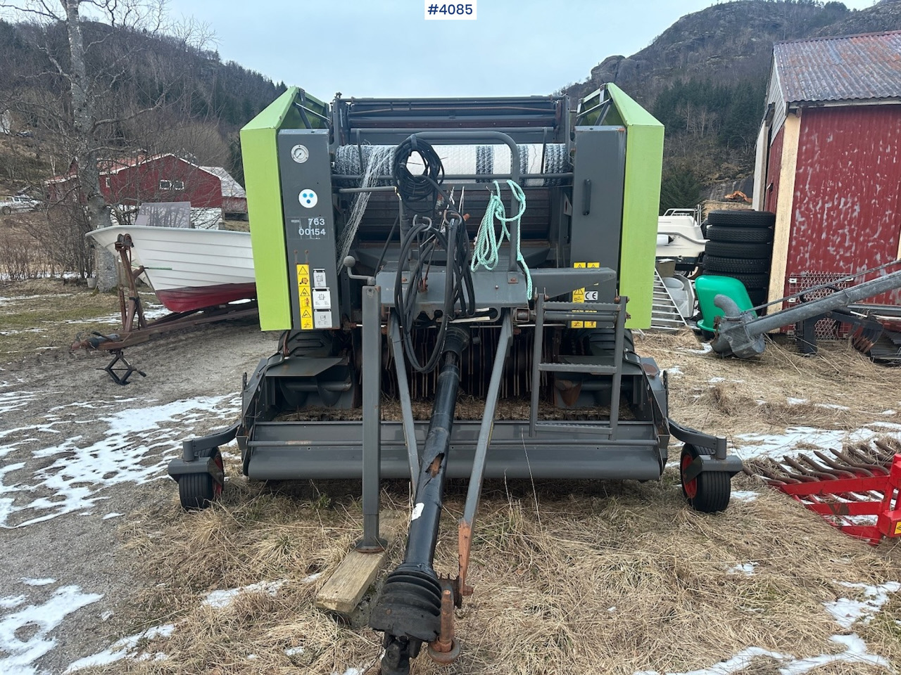 2008 Claas Rollant 354 Rotocut round baler. small repair object - معدات القش: صور 2 2008 Claas Rollant 354 Rotocut round baler. small repair object - معدات القش: صور 2