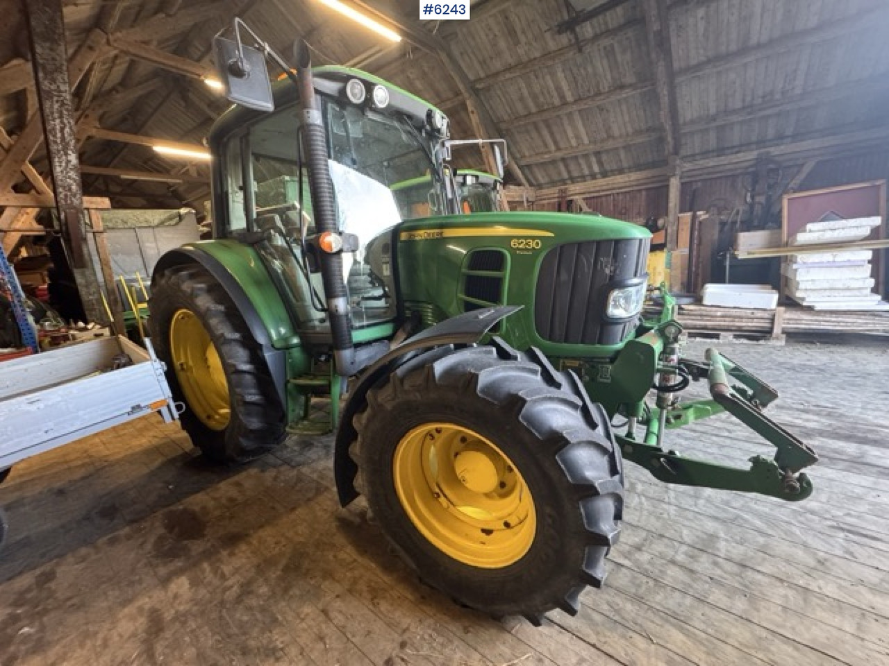 2008 John Deere 6230 Premium (114 hp) – Only 2,402 hours! - جرار: صور 2 2008 John Deere 6230 Premium (114 hp) – Only 2,402 hours! - جرار: صور 2