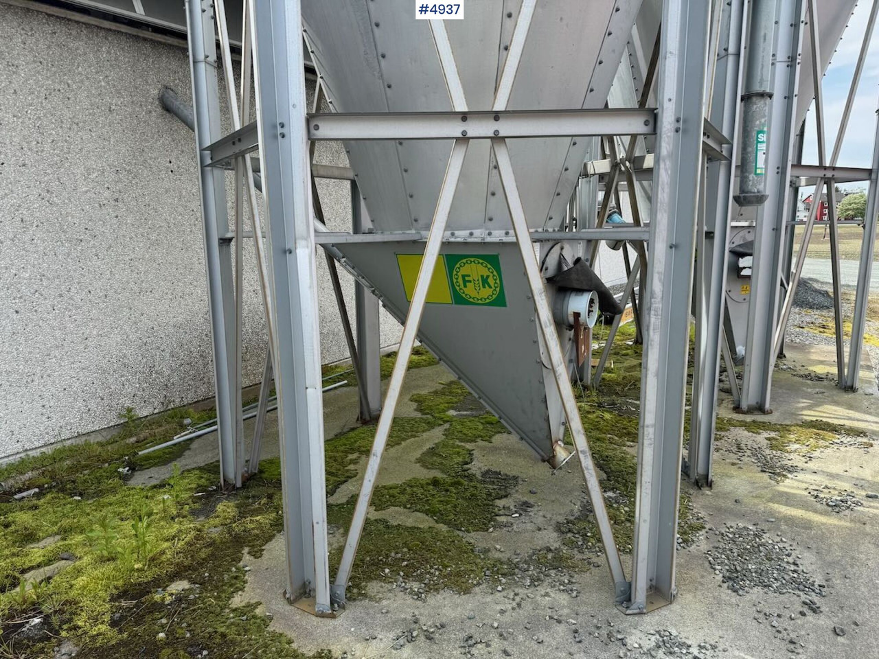 المعدات لتربية الماشية 2008 Mafa 27.6 cubic meter feed silos x2: صور 16