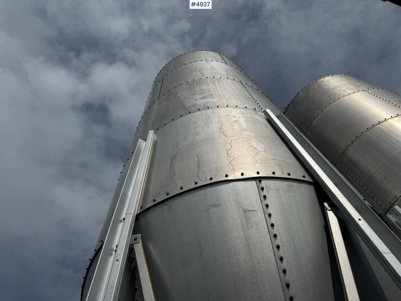 المعدات لتربية الماشية 2008 Mafa 27.6 cubic meter feed silos x2: صور 7
