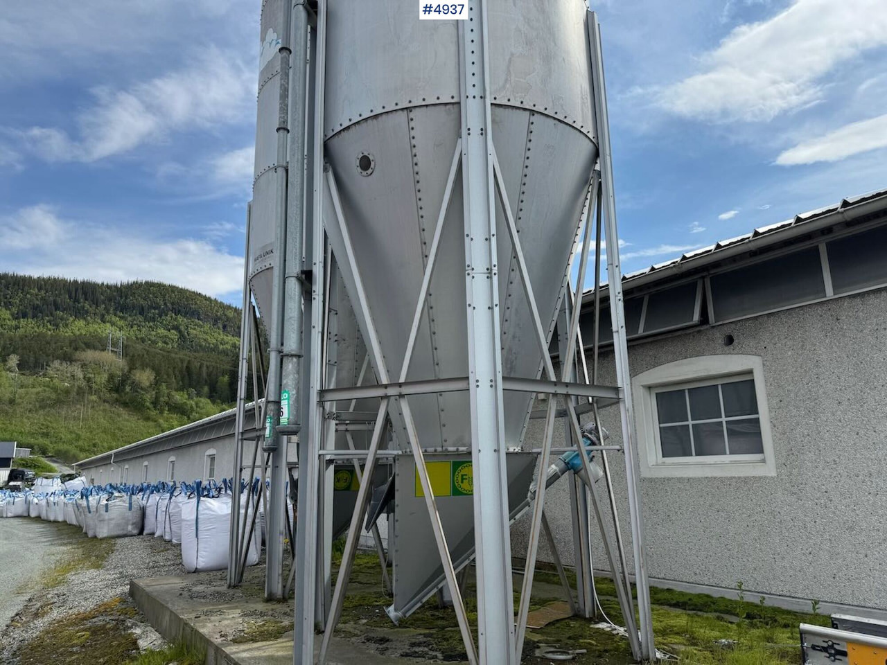 المعدات لتربية الماشية 2008 Mafa 27.6 cubic meter feed silos x2: صور 12