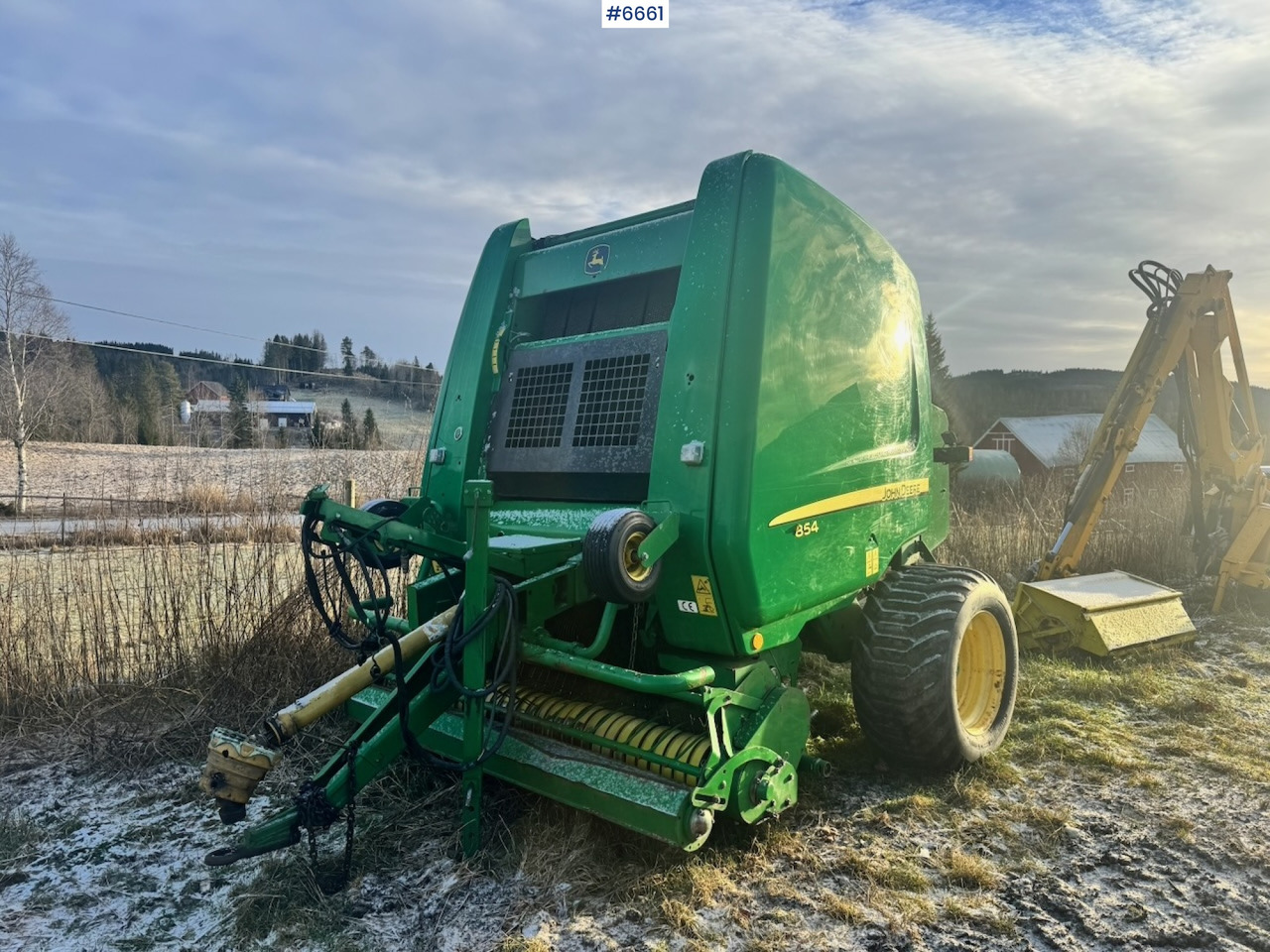2009 John Deere 854 Round Baler - معدات القش: صور 1 2009 John Deere 854 Round Baler - معدات القش: صور 1