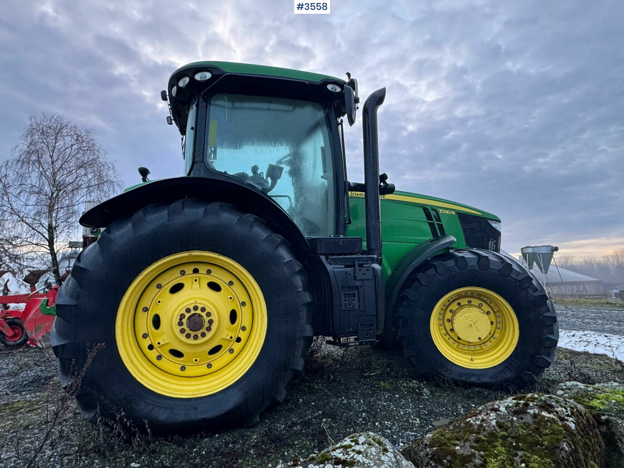 2012 John Deere 7230R w/ GPS and 3 hydraulic outlets! - جرار: صور 2 2012 John Deere 7230R w/ GPS and 3 hydraulic outlets! - جرار: صور 2