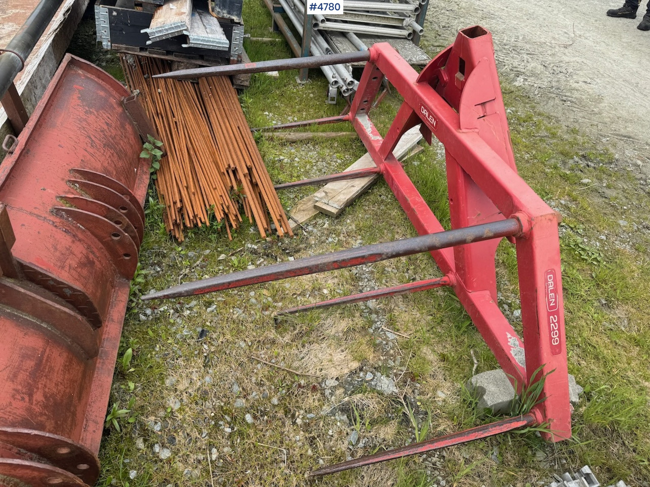 2015 Dalen 2299-TR Bale spear - معدات القش: صور 1 2015 Dalen 2299-TR Bale spear - معدات القش: صور 1