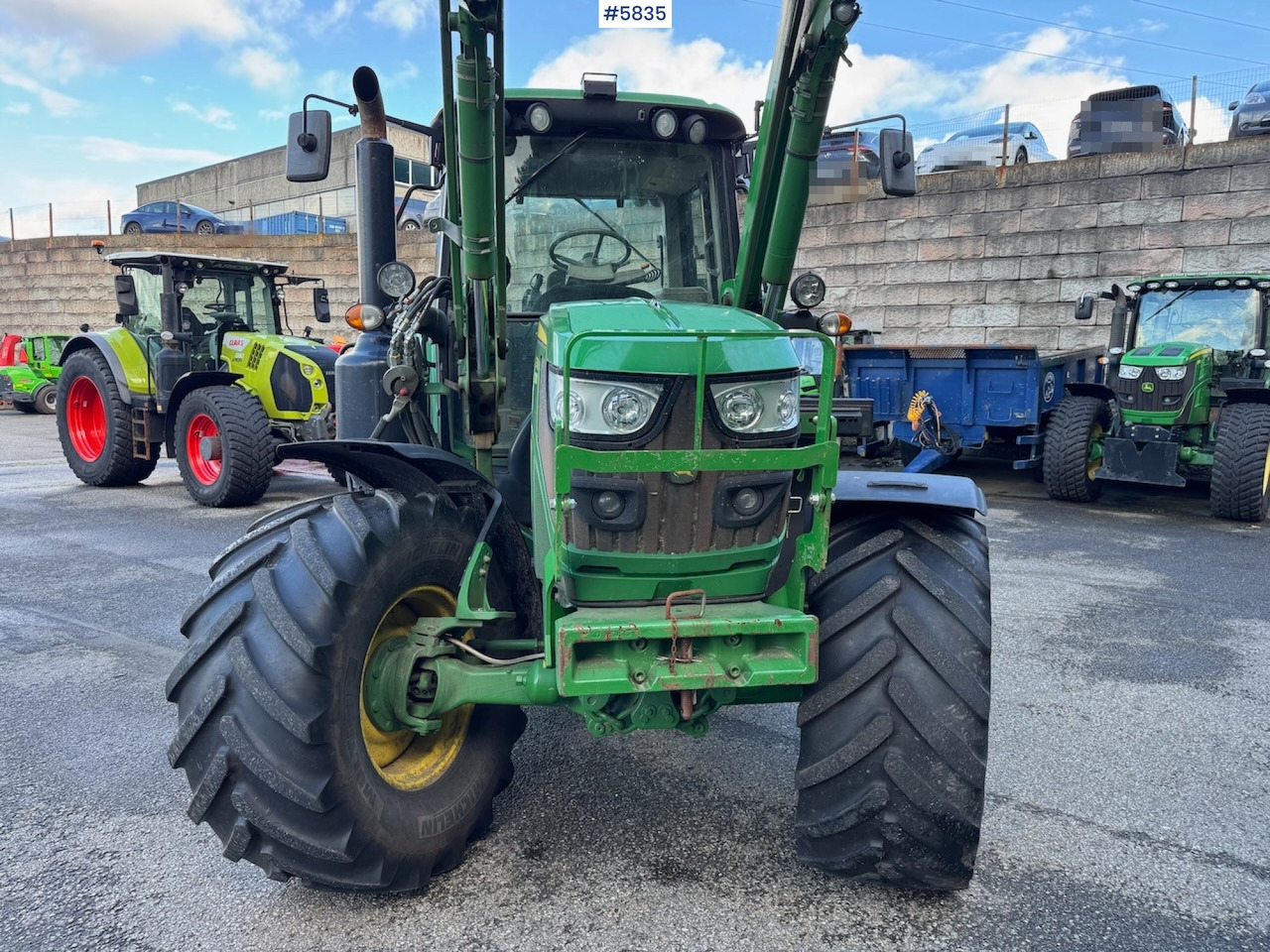 2016 John Deere 6130M w/ front loader. - جرار: صور 4 2016 John Deere 6130M w/ front loader. - جرار: صور 4