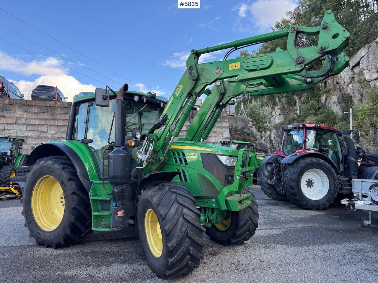 2016 John Deere 6130M w/ front loader. - جرار: صور 3 2016 John Deere 6130M w/ front loader. - جرار: صور 3