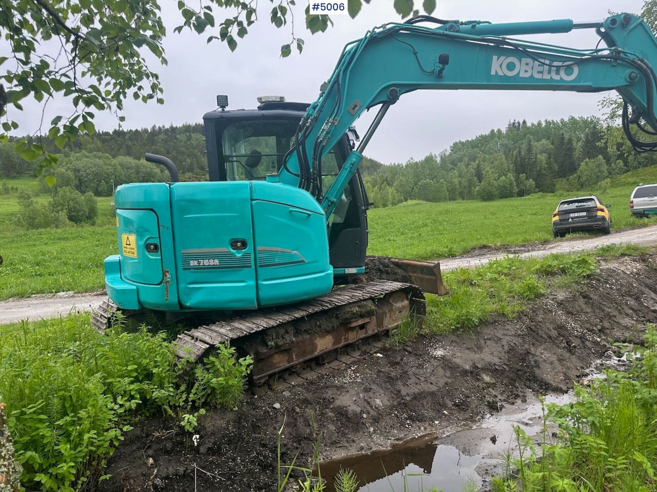 2016 Kobelco SK75SR-3E excavator w/ 2 buckets, rototilt and factory new engine - حفارة: صور 2 2016 Kobelco SK75SR-3E excavator w/ 2 buckets, rototilt and factory new engine - حفارة: صور 2