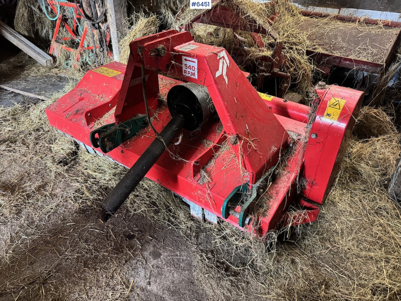 2017 Kverneland FML Pasture blower. Barely used! - معدات القش: صور 5 2017 Kverneland FML Pasture blower. Barely used! - معدات القش: صور 5