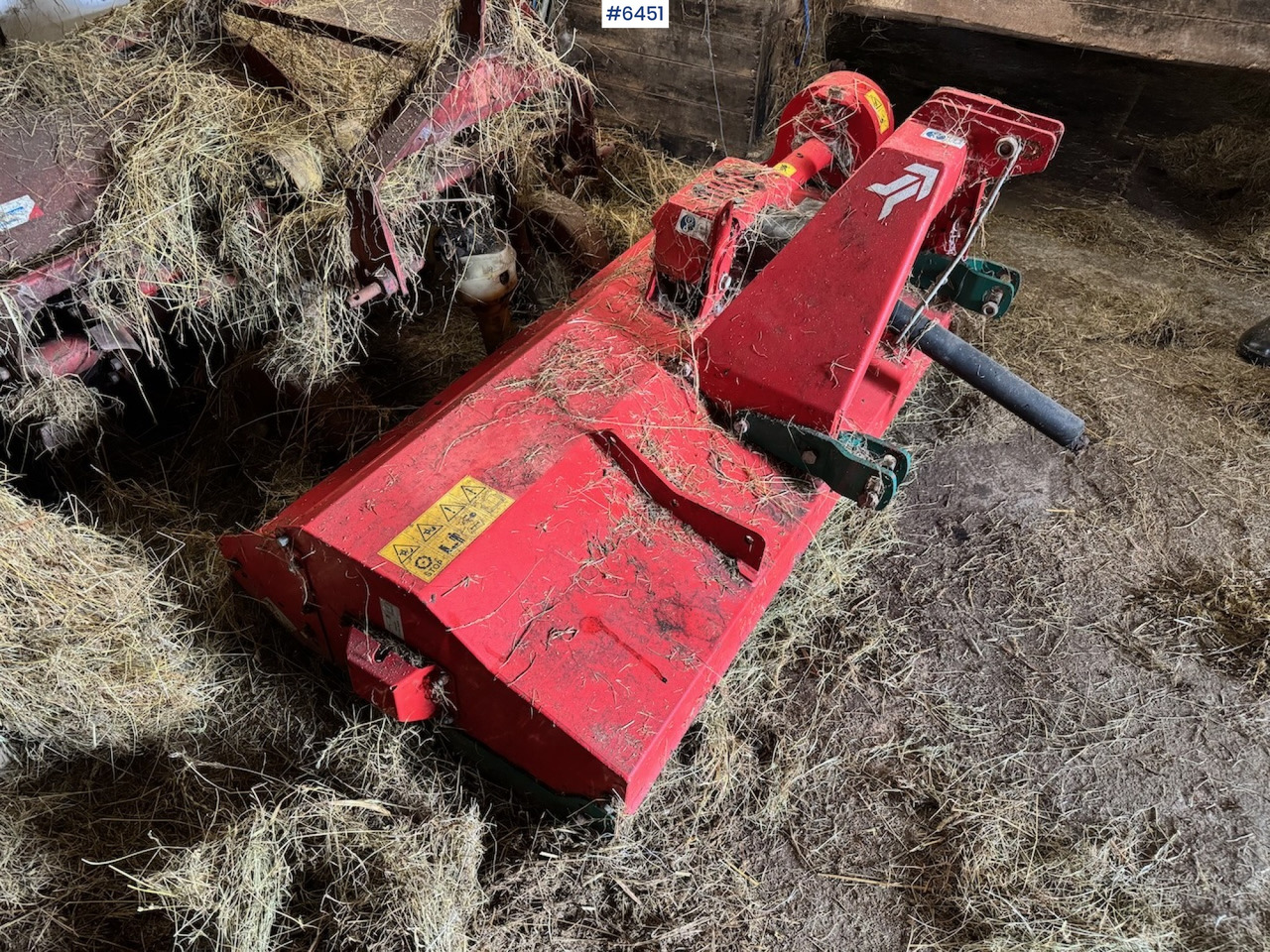 2017 Kverneland FML Pasture blower. Barely used! - معدات القش: صور 2 2017 Kverneland FML Pasture blower. Barely used! - معدات القش: صور 2