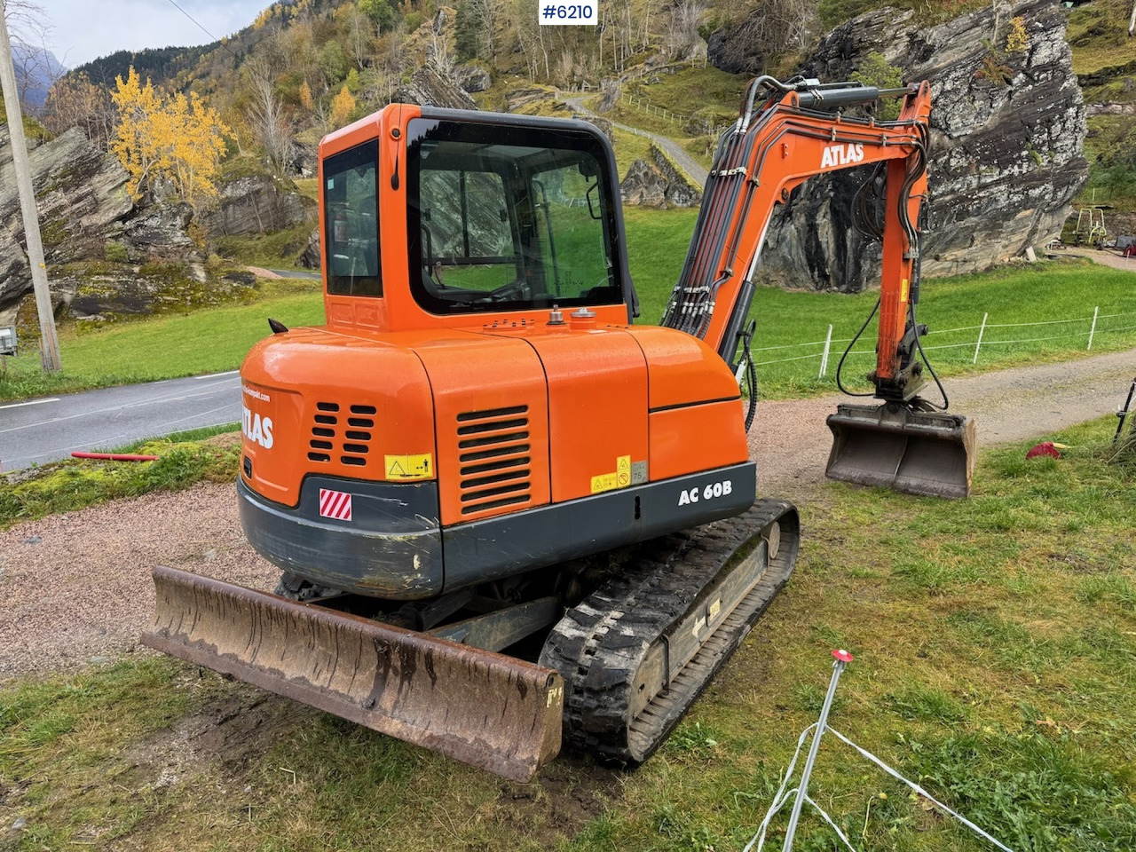 2019 Atlas AC 60B with 3 buckets, grapple, and spike. Low hours!! - حفارة: صور 5 2019 Atlas AC 60B with 3 buckets, grapple, and spike. Low hours!! - حفارة: صور 5