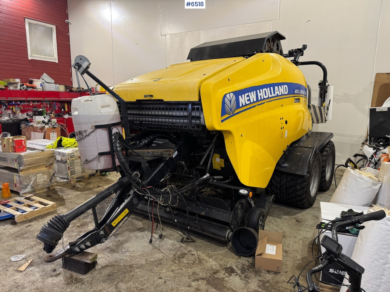 2020 New Holland Roll Baler 135 Ultra. - معدات القش: صور 1 2020 New Holland Roll Baler 135 Ultra. - معدات القش: صور 1