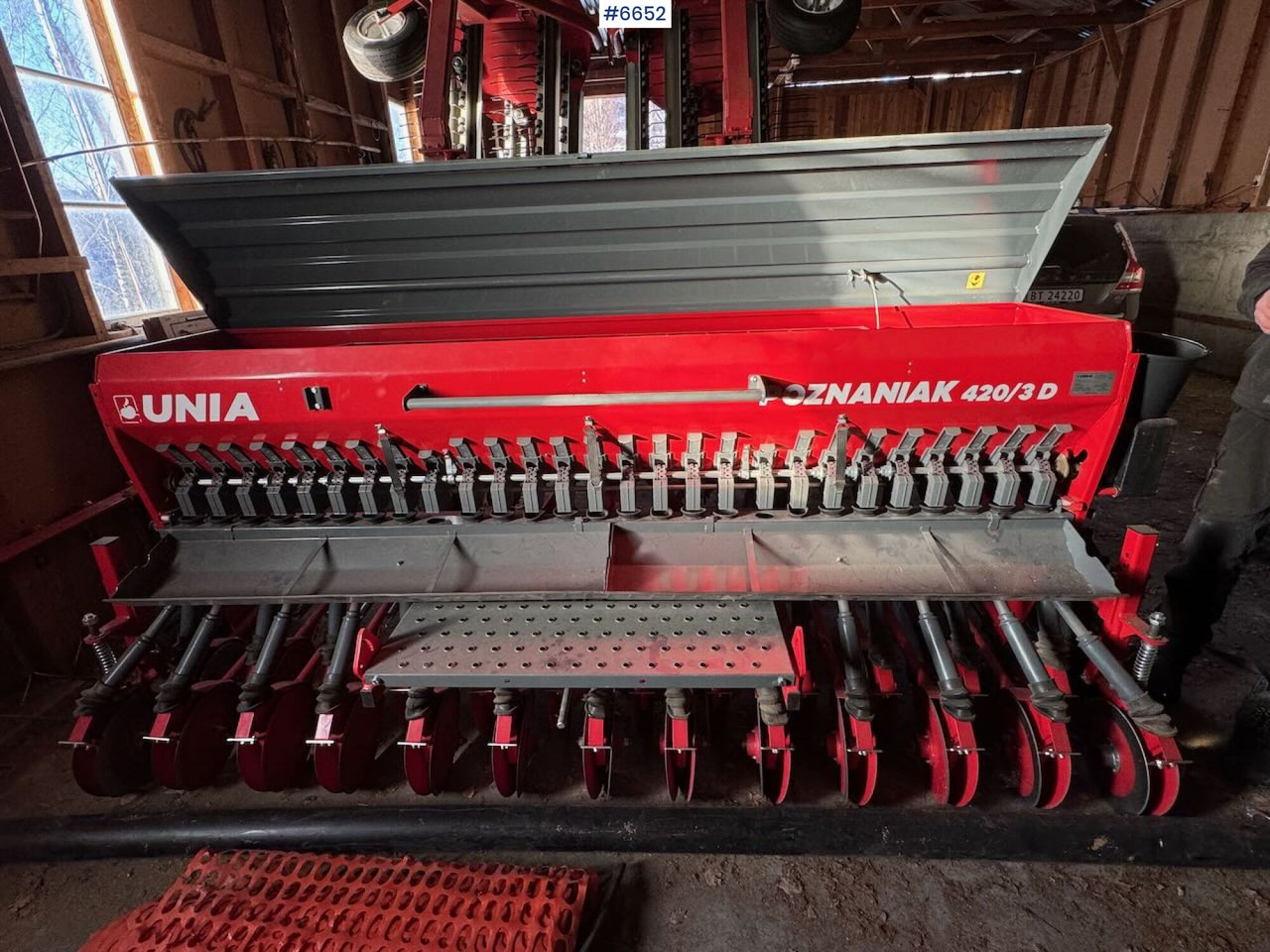 2020 Unia Poznaniak 420/3D Seeder - معدات بذار: صور 1 2020 Unia Poznaniak 420/3D Seeder - معدات بذار: صور 1