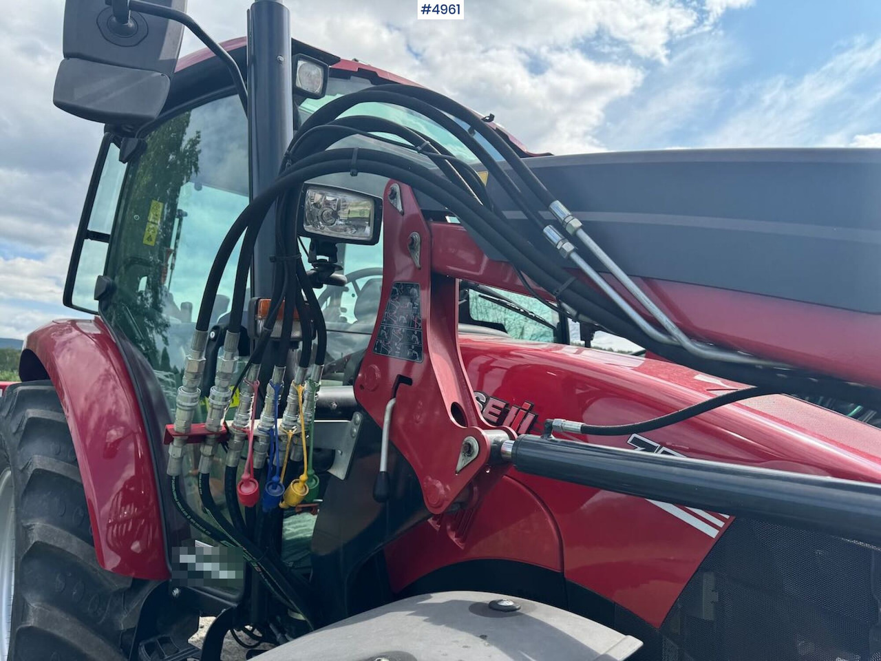 2021 Case IH Famall 75C w/ front loader. 150 Hours! - جرار: صور 3 2021 Case IH Famall 75C w/ front loader. 150 Hours! - جرار: صور 3