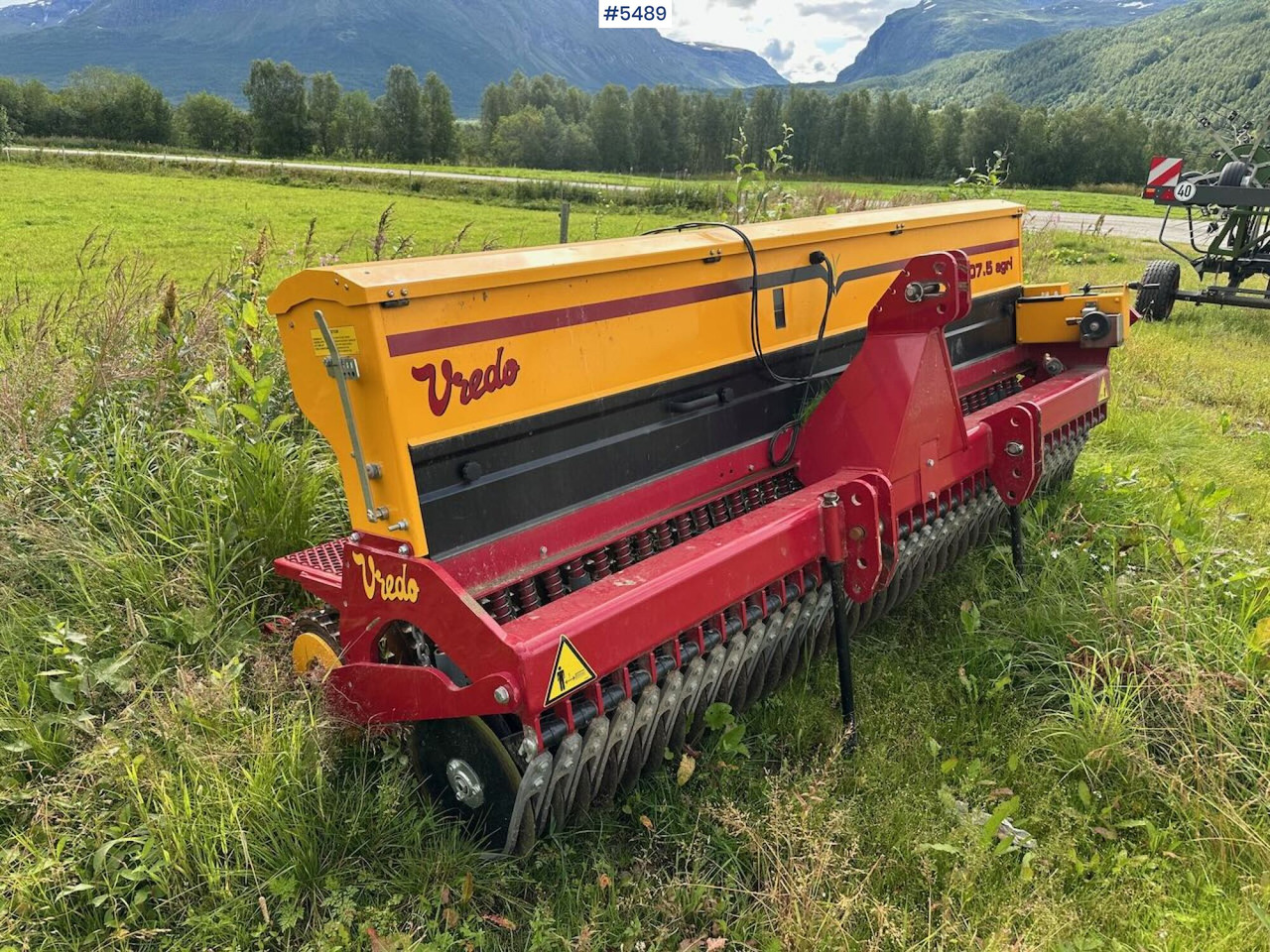 2021 Vredo DZ 299.0705 Seeder - معدات بذار: صور 3 2021 Vredo DZ 299.0705 Seeder - معدات بذار: صور 3