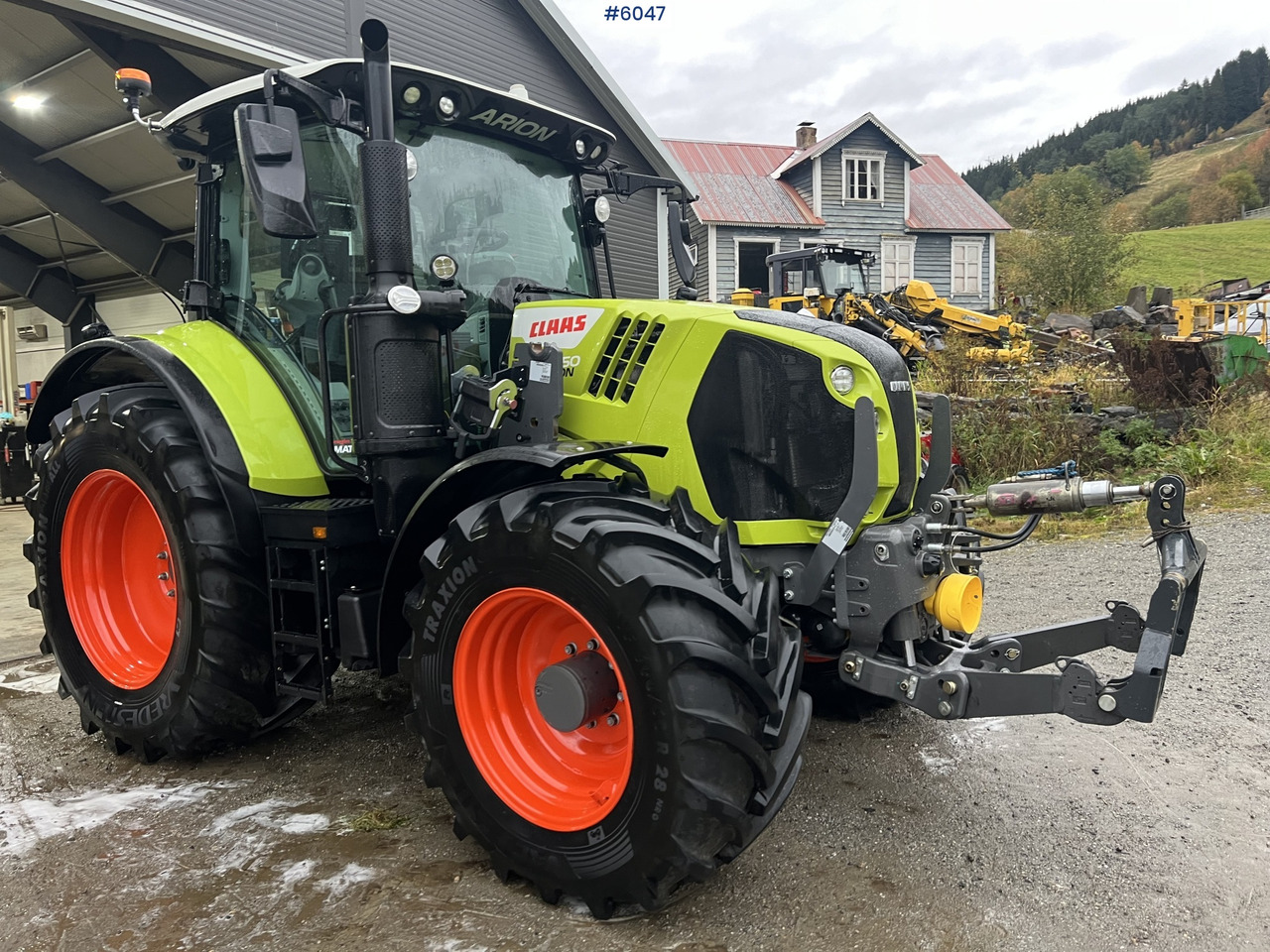 2023 Claas Arion 550 w/ quicke front loader with weight and PTO and front hydraulics - جرار: صور 2 2023 Claas Arion 550 w/ quicke front loader with weight and PTO and front hydraulics - جرار: صور 2