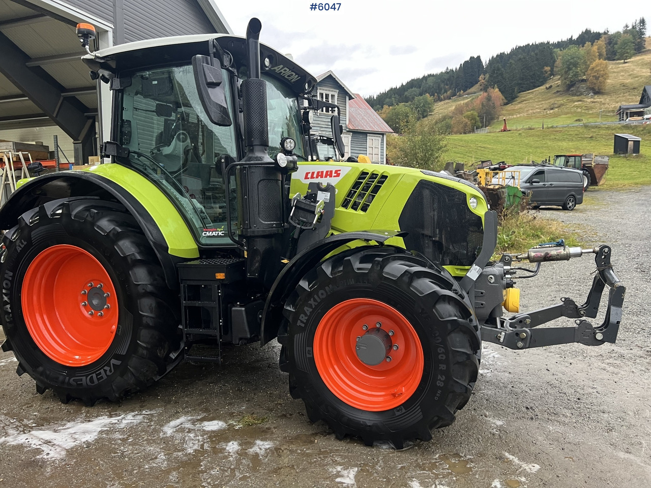 2023 Claas Arion 550 w/ quicke front loader with weight and PTO and front hydraulics - جرار: صور 3 2023 Claas Arion 550 w/ quicke front loader with weight and PTO and front hydraulics - جرار: صور 3