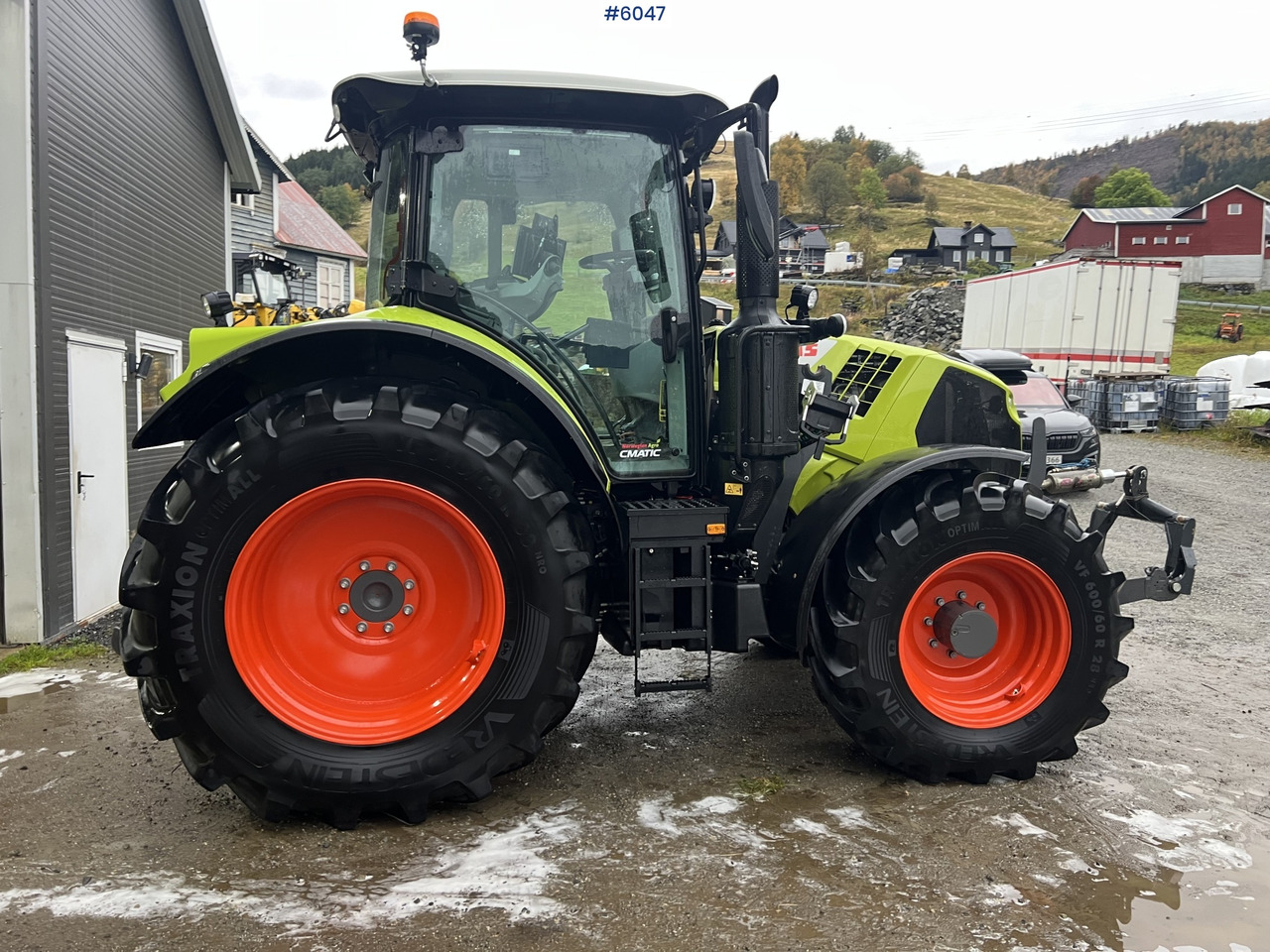 2023 Claas Arion 550 w/ quicke front loader with weight and PTO and front hydraulics - جرار: صور 5 2023 Claas Arion 550 w/ quicke front loader with weight and PTO and front hydraulics - جرار: صور 5