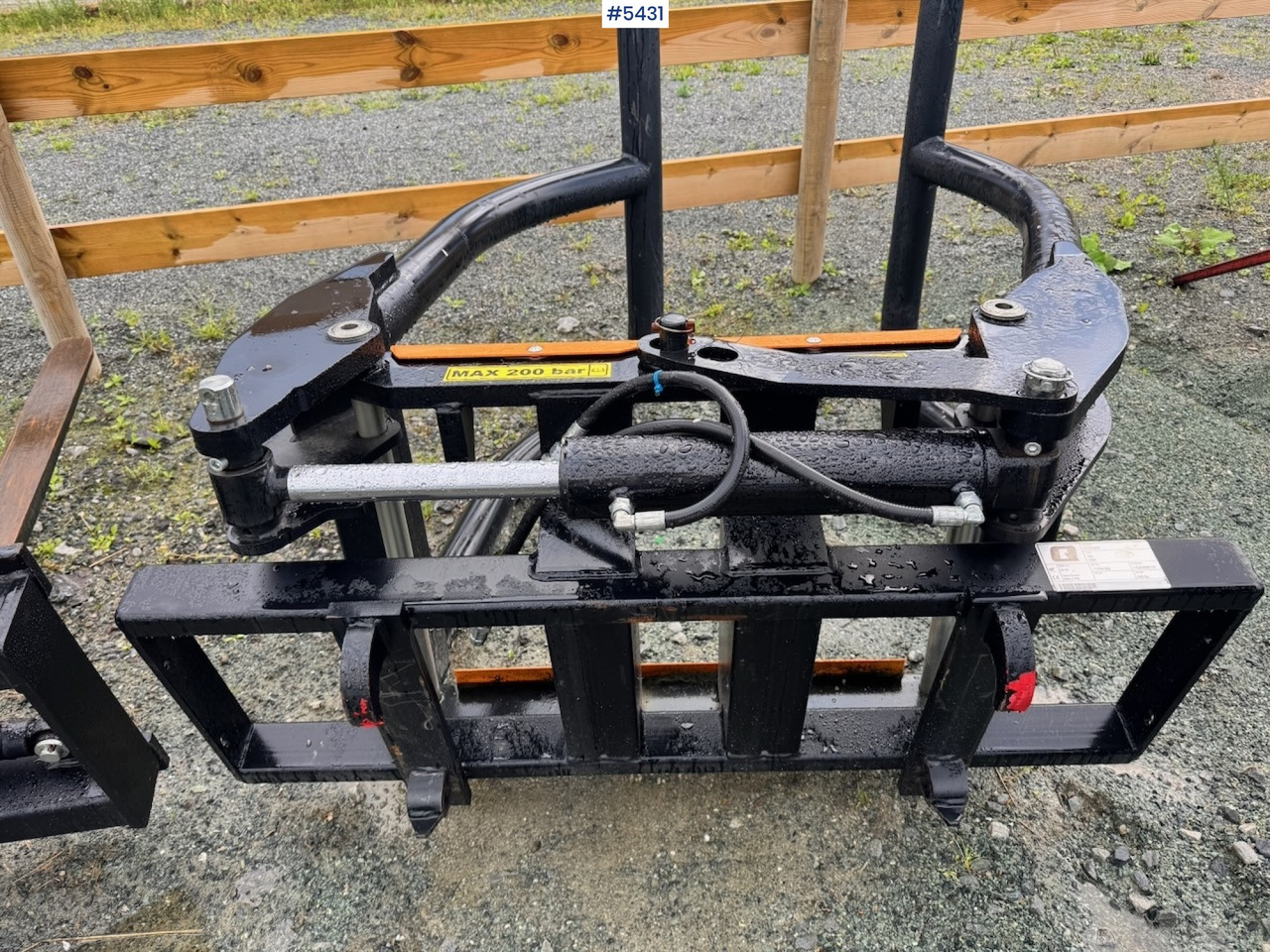2024 Ålø Flexigrip 160 - المشبك - الآلات والماكينات الزراعية: صور 5 2024 Ålø Flexigrip 160 - المشبك - الآلات والماكينات الزراعية: صور 5