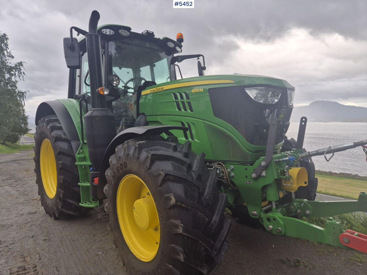 2024 John Deere 6155M w/ front hydraulics & PTO - جرار: صور 1 2024 John Deere 6155M w/ front hydraulics & PTO - جرار: صور 1