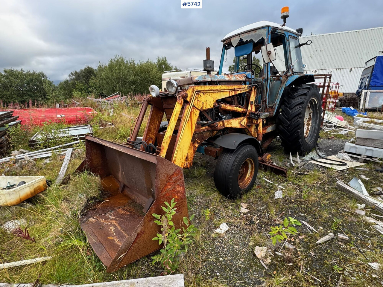 Circa 1987 Ford 7700 with Malm Orstad loader! - جرار: صور 1 Circa 1987 Ford 7700 with Malm Orstad loader! - جرار: صور 1