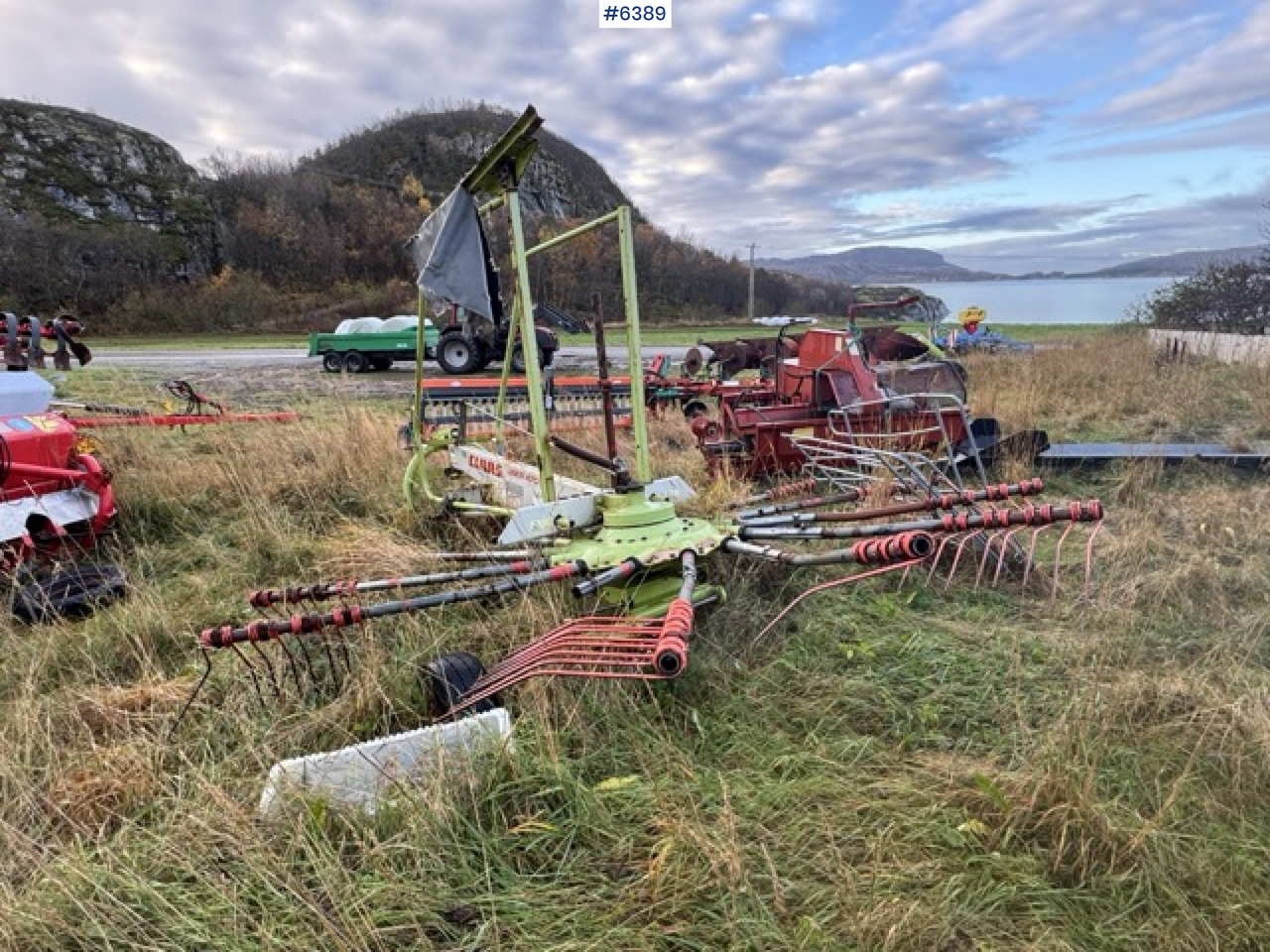 Claas Liner 470S - معدات القش: صور 5 Claas Liner 470S - معدات القش: صور 5