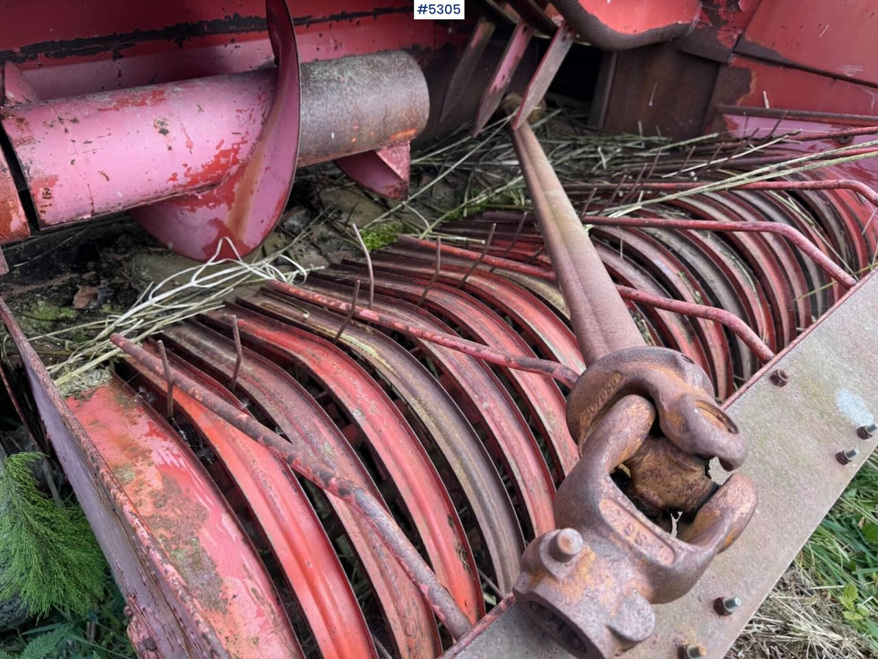 Deutz Fahr HD 300 Square baller - معدات القش: صور 3 Deutz Fahr HD 300 Square baller - معدات القش: صور 3