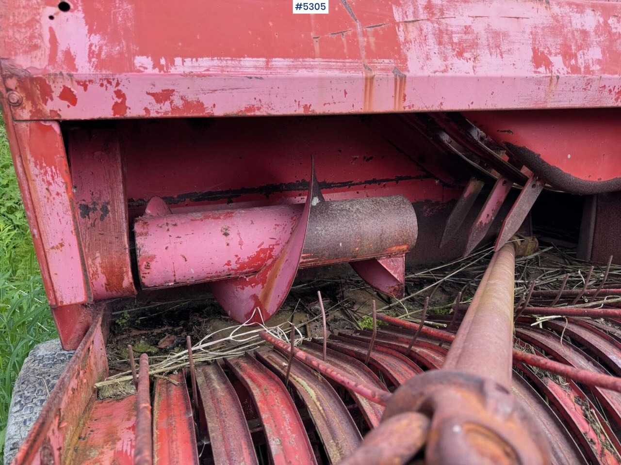 Deutz Fahr HD 300 Square baller - معدات القش: صور 4 Deutz Fahr HD 300 Square baller - معدات القش: صور 4