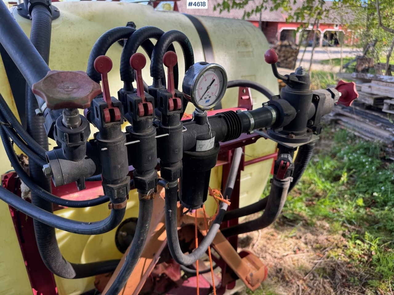 آلة الرش Hardi NK 800 w/ 10 m boom.: صور 9 آلة الرش Hardi NK 800 w/ 10 m boom.: صور 9