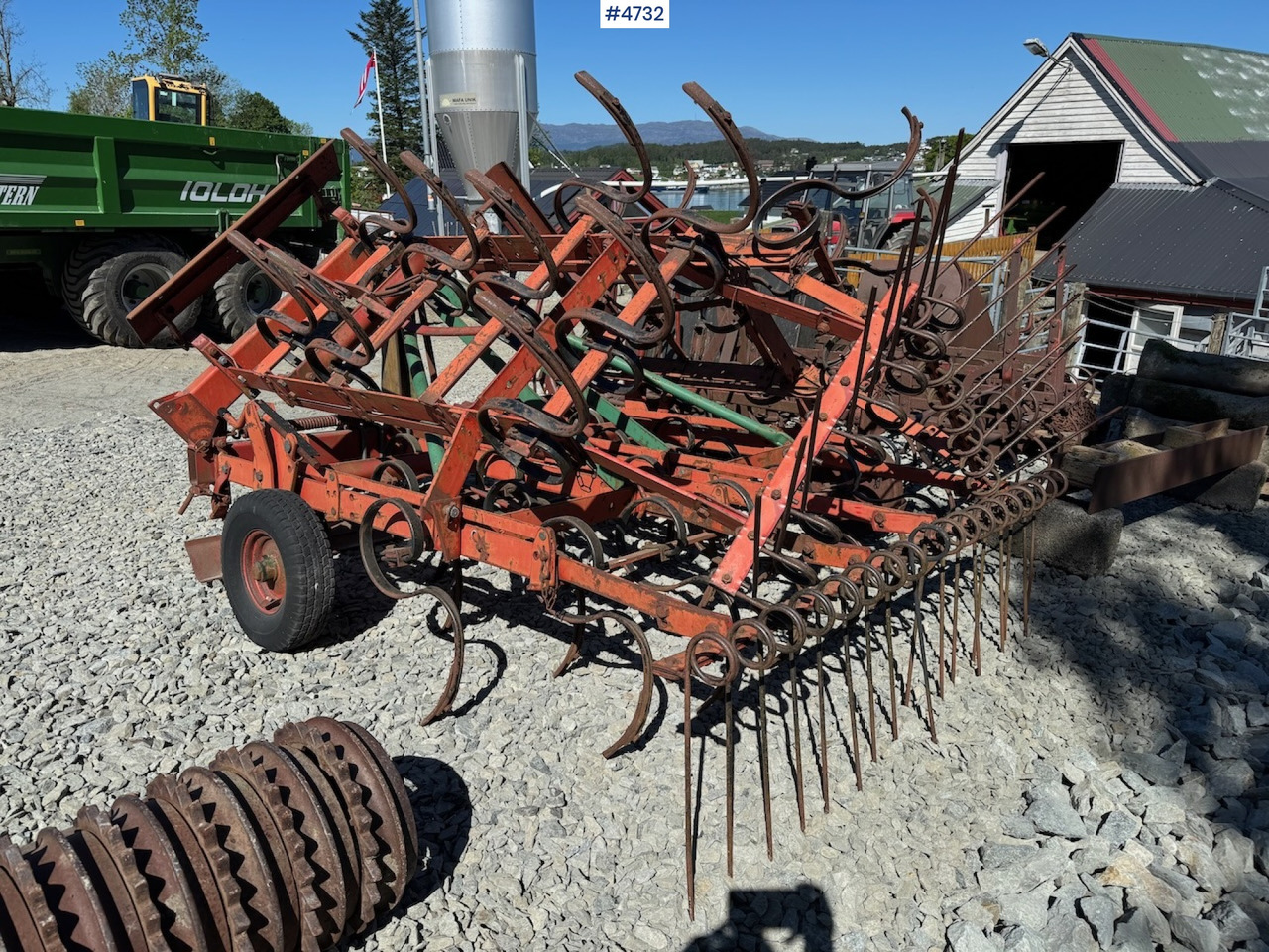 Kverneland 3,5 m harv - ال معدات حراثه: صور 1 Kverneland 3,5 m harv - ال معدات حراثه: صور 1