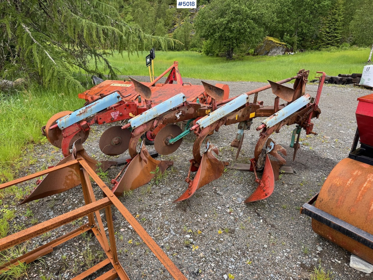 Kyllingstad 4-share Plough - ال معدات حراثه: صور 1 Kyllingstad 4-share Plough - ال معدات حراثه: صور 1