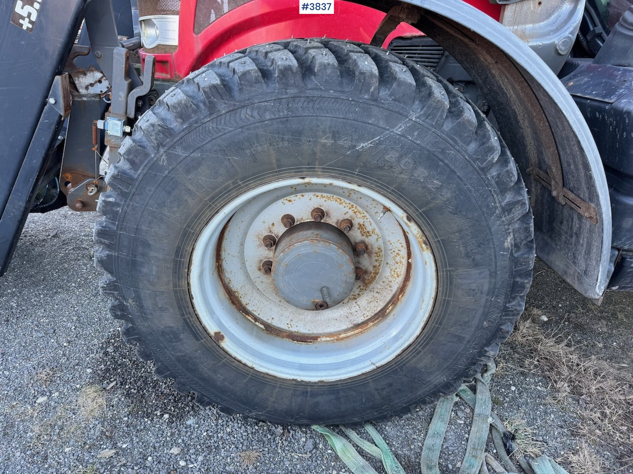 Nokian TRI 2 Tires on rims - عجلات - الآلات والماكينات الزراعية: صور 4 Nokian TRI 2 Tires on rims - عجلات - الآلات والماكينات الزراعية: صور 4