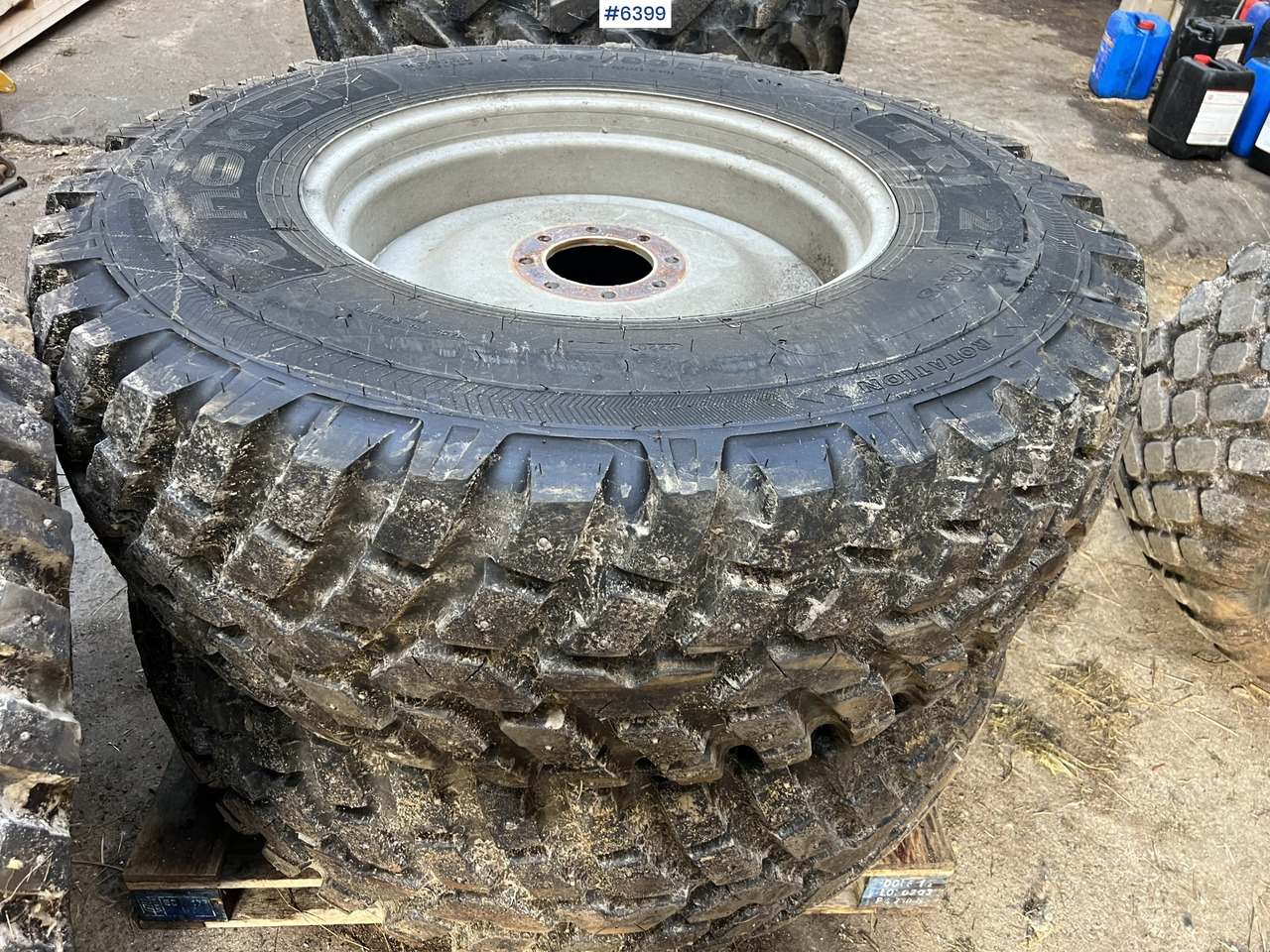 Nokian tri 2 studded tires for tractors - عجلات - الآلات والماكينات الزراعية: صور 1 Nokian tri 2 studded tires for tractors - عجلات - الآلات والماكينات الزراعية: صور 1