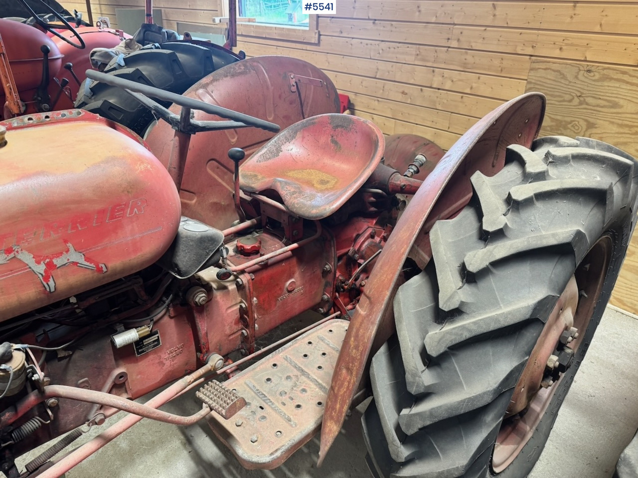 Volvo BM 425 4x2 Tractor. - جرار: صور 2 Volvo BM 425 4x2 Tractor. - جرار: صور 2