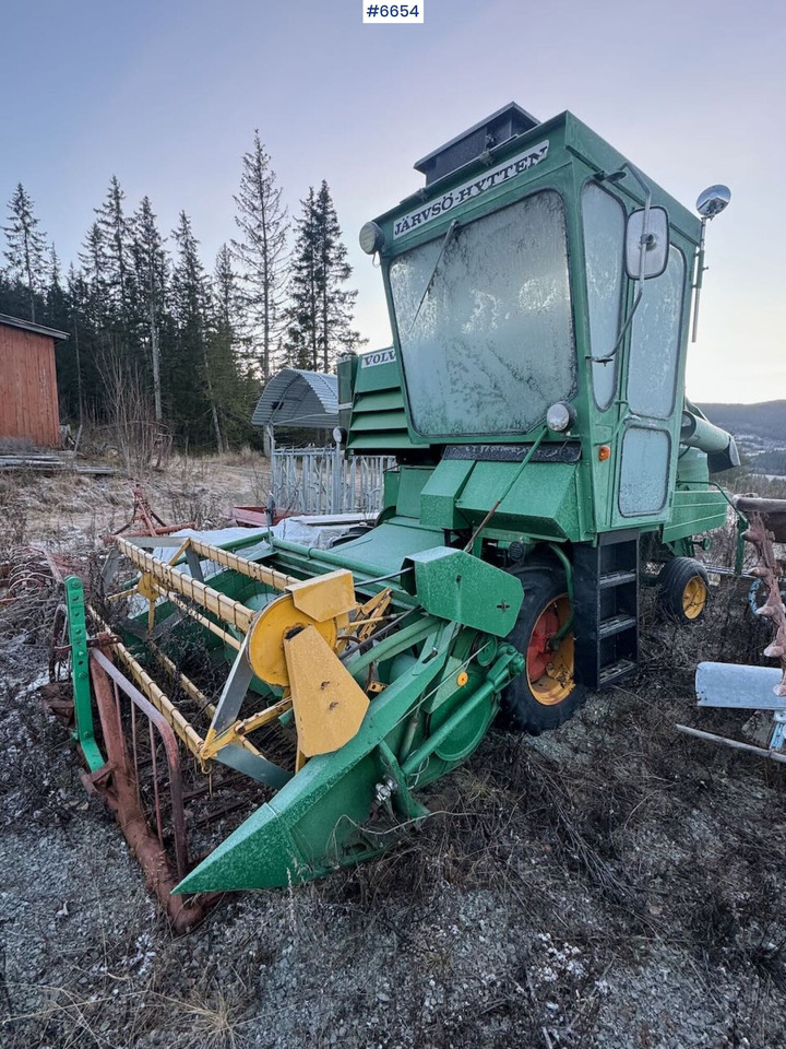 Volvo BM Active 800 Thresher - حصادة شاملة: صور 4 Volvo BM Active 800 Thresher - حصادة شاملة: صور 4