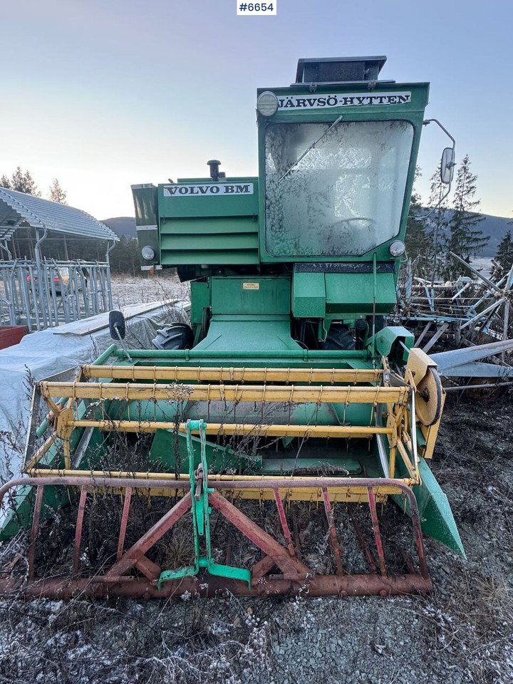 Volvo BM Active 800 Thresher - حصادة شاملة: صور 2 Volvo BM Active 800 Thresher - حصادة شاملة: صور 2