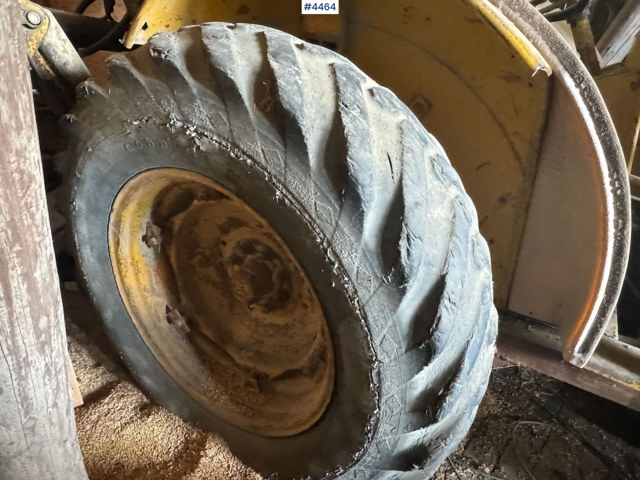 جرار Volvo traktorgraver. Rep object.: صور 8