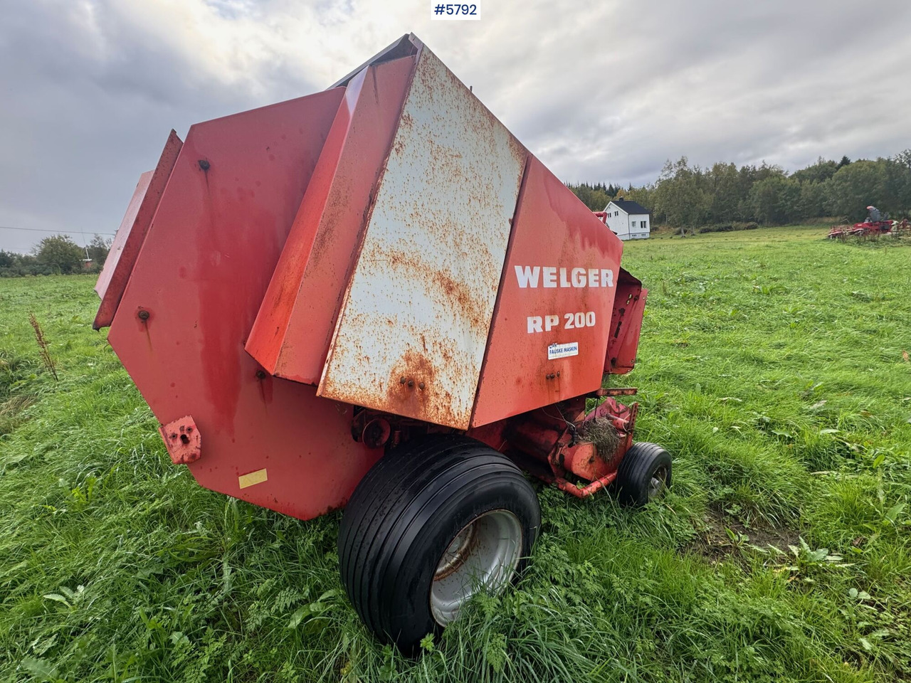 Welger RP 200 Mastercut round baler. Partially repaired object. - معدات القش: صور 4 Welger RP 200 Mastercut round baler. Partially repaired object. - معدات القش: صور 4