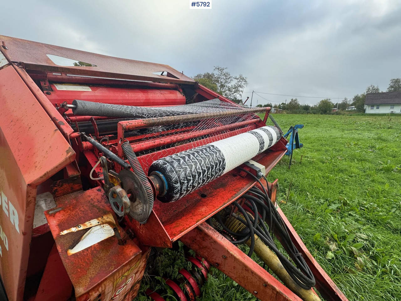 Welger RP 200 Mastercut round baler. Partially repaired object. - معدات القش: صور 3 Welger RP 200 Mastercut round baler. Partially repaired object. - معدات القش: صور 3