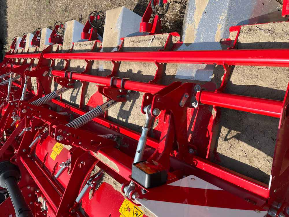 Grimme GF 600 - معدات زراعة وحصاد البطاطس: صور 5 Grimme GF 600 - معدات زراعة وحصاد البطاطس: صور 5