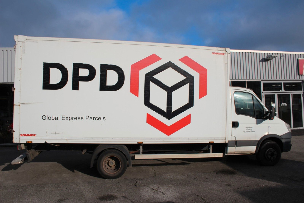 Iveco Daily 70C17 Koffer - الشاحنات الصغيرة صندوق مغلق: صور 2 Iveco Daily 70C17 Koffer - الشاحنات الصغيرة صندوق مغلق: صور 2